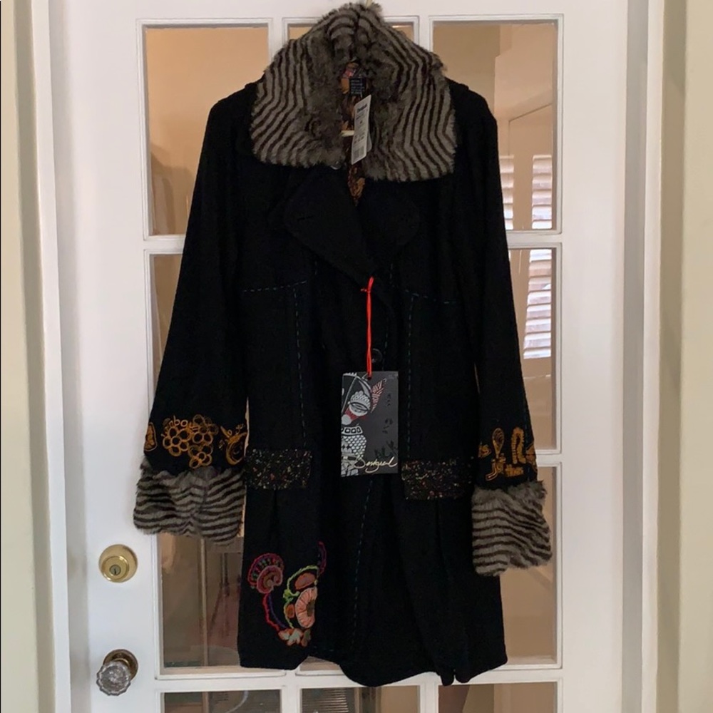 NWT Desigual Embroiderd Coat size 44